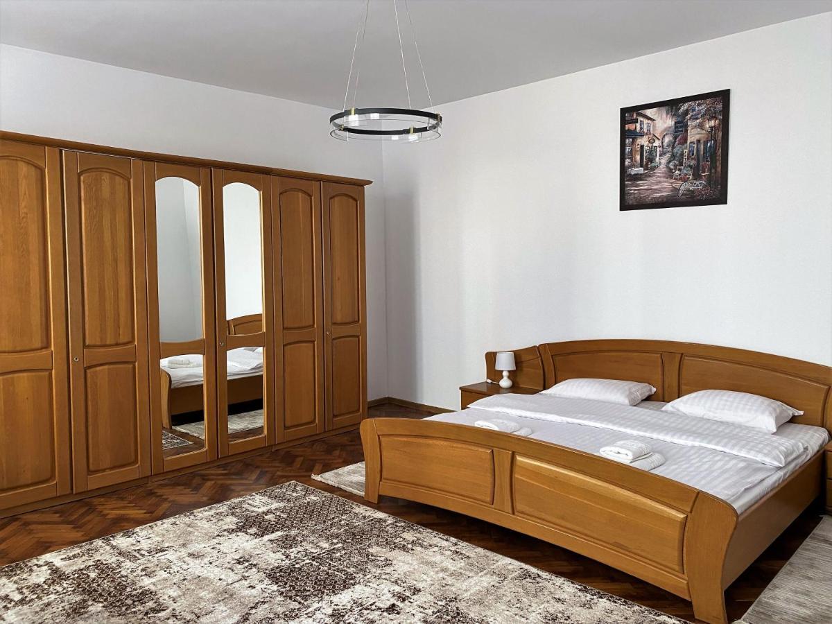 Ely'S Place Сибиу Экстерьер фото